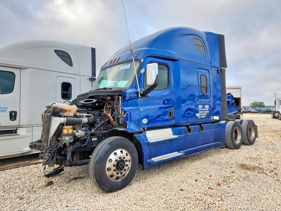 2019 Freightliner Cascadia 126 VIN 3AKJHHDR9KSKB4130 — COPART salvage auction photo