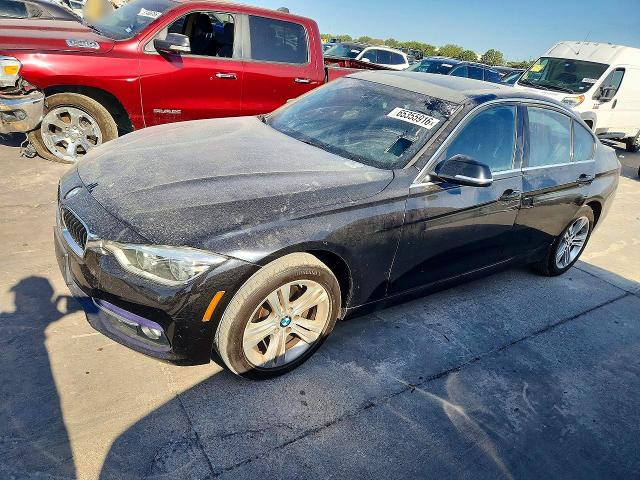 2018 BMW 3er VIN WBA8D9G52JNU70111 — COPART salvage auction photo