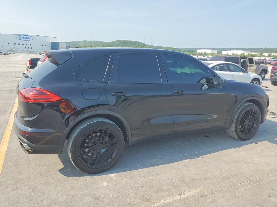 2016 Porsche Cayenne VIN WP1AA2A2XGLA04092 COPART salvage auction — MINOR DENT/SCRATCHES, OK - CERTIFICATE OF TITLE, sold $4,600 on 2026-08-12 (photo 3)