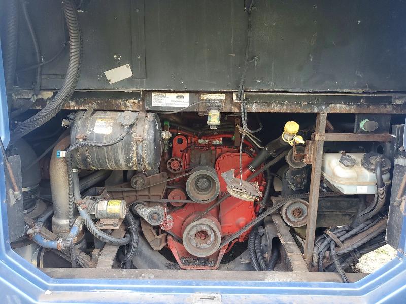 2017 Freightliner Cascaia125 VIN 4UZACSCY3HCHZ5384 COPART salvage auction — MINOR DENT/SCRATCHES, WV - CERTIFICATE OF TITLE, sold $8,900 on 2026-09-17 (photo 7)