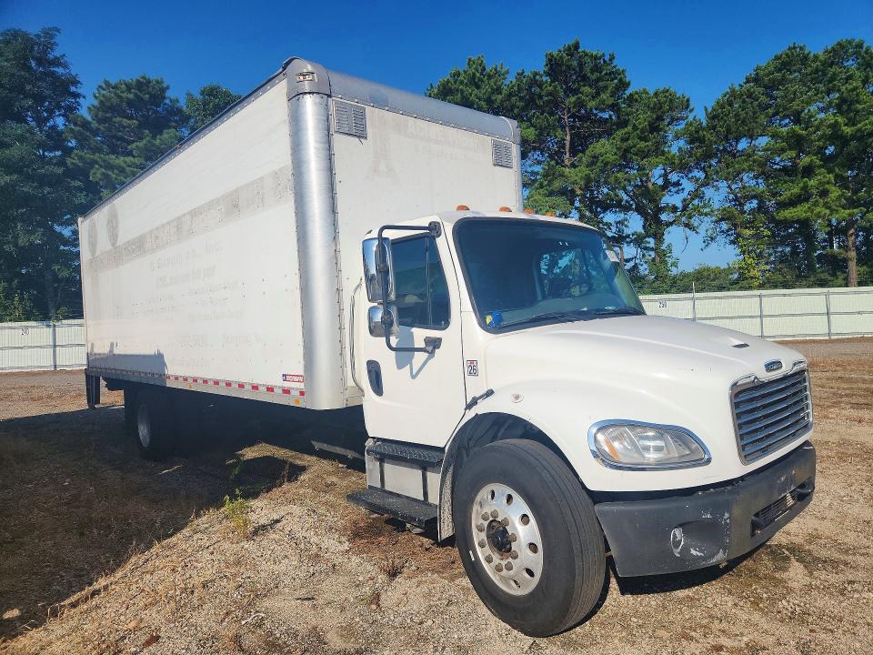2016 Frht - freightliner VIN 1FVACWDT8GHHP4177 COPART salvage auction — SIDE, NE - CERT OF TITLE-SALVAGE, sold $5,300 on 2026-08-26 (photo 4)