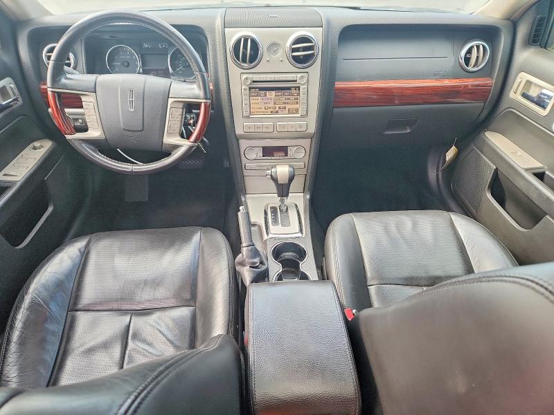 2006 Lincoln Zephyr VIN 3LNHM26166R601100 COPART salvage auction — MINOR DENT/SCRATCHES, CA - DIS/DLR/EXP ONLY CLEAN TITLE, sold $550 on 2026-09-01 (photo 8)
