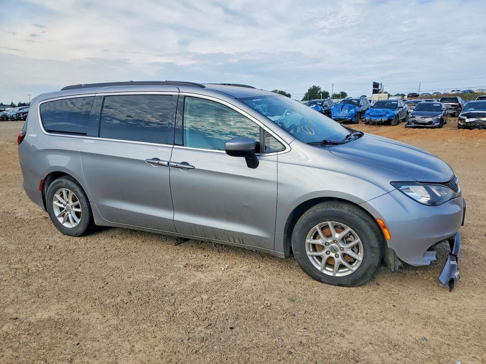 2021 Chrysler Voyager VIN 2C4RC1DG6MR526155 COPART salvage auction — FRONT END, VA - CERTIFICATE OF TITLE, sold $525 on 2026-09-01 (photo 4)