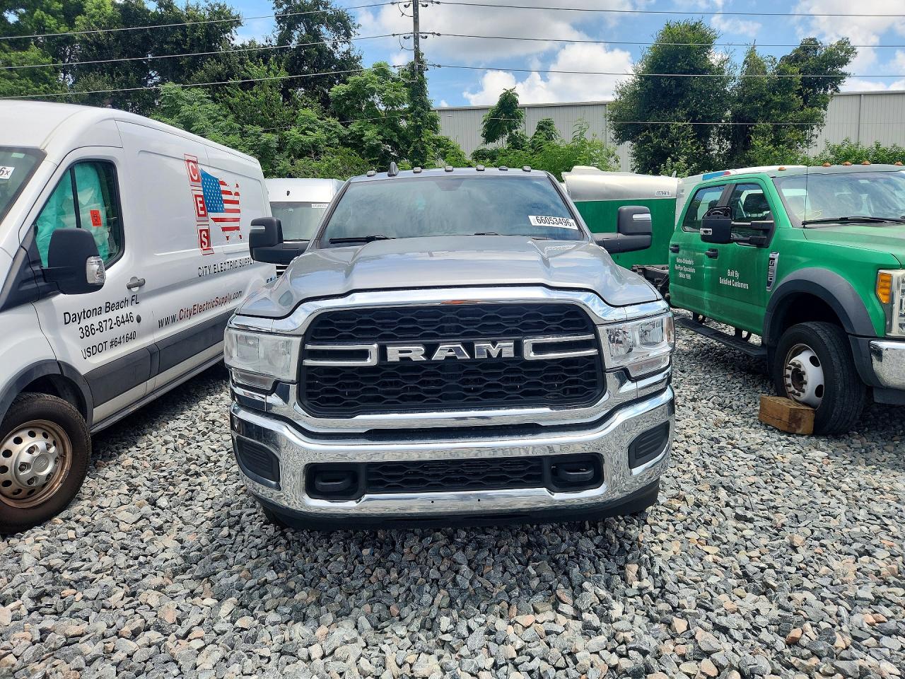 2023 Ram 3500 VIN 3C63RRGL4PG542576 COPART salvage auction — Side, FL - CERTIFICATE OF TITLE, sold $10,200 on 2026-09-02 (photo 5)