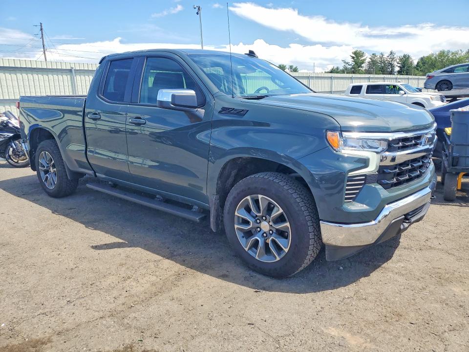 2026 Chevrolet Silverado VIN 1GCRKDED9TZ107178 COPART salvage auction — ROOF, Salvage Title, sold $25,250 on 2026-08-21 (photo 4)