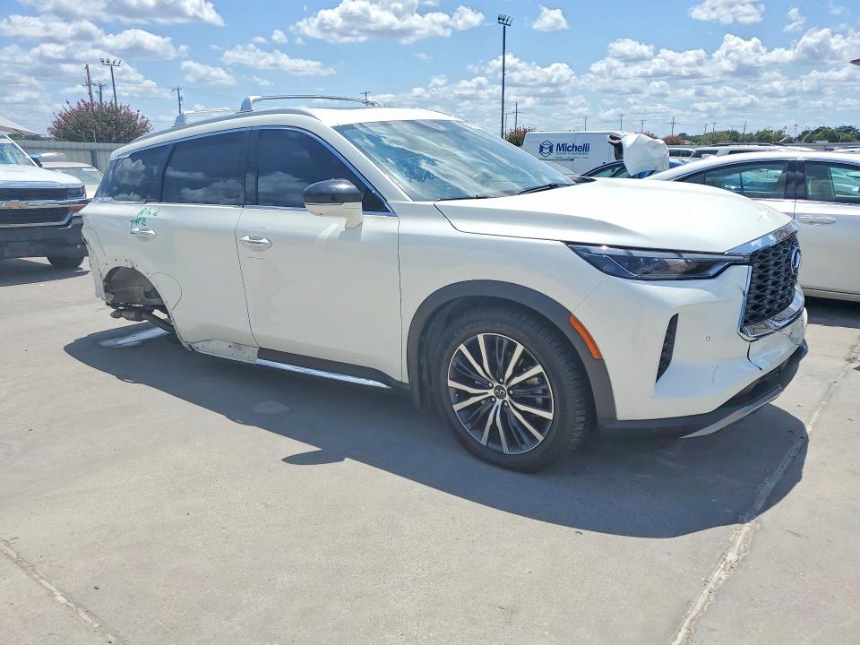 2023 Infiniti Qx60 VIN 5N1DL1GR6PC333410 COPART salvage auction — REAR END, Tx - Salvage Vehicle Title, sold $10,400 on 2026-08-27 (photo 4)