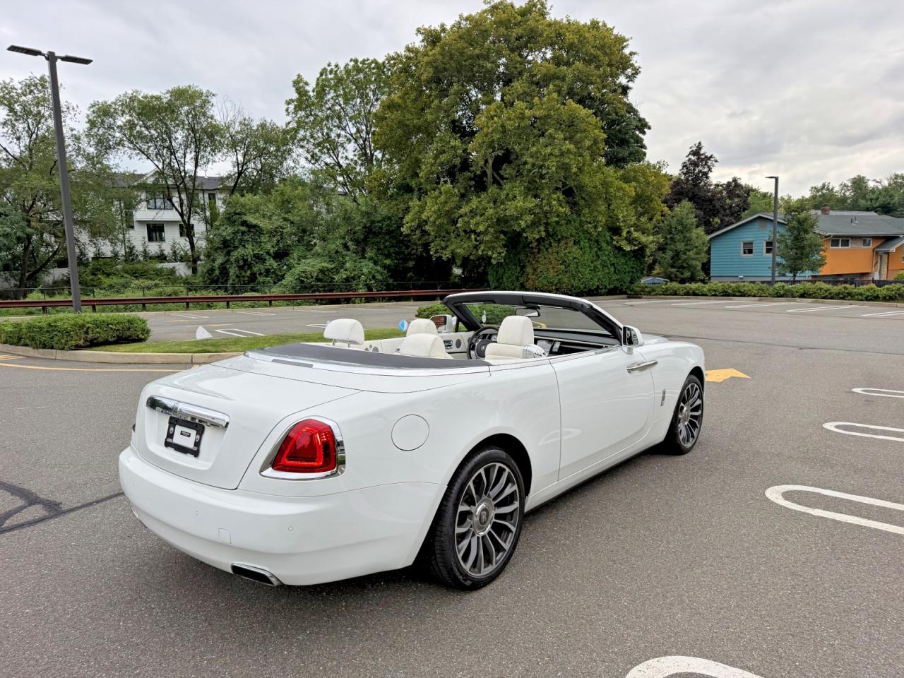 2020 Rolls-Royce Dawn VIN SCAXZ8C08LU202295 COPART salvage auction — Water/Flood, CA - SALVAGE CERTIFICATE (P), sold $156,000 on 2026-09-10 (photo 7)
