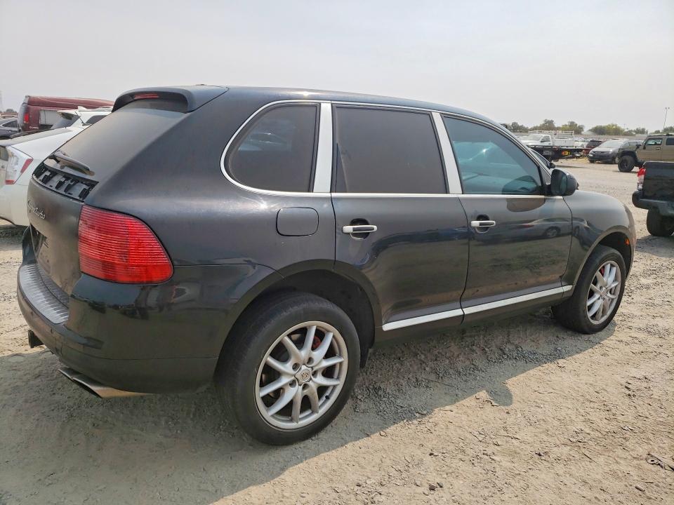 2004 Porsche Cayenne VIN WP1AC29P14LA90138 COPART salvage auction — MECHANICAL, CA - DIS/DLR/EXP APP FOR DUP CLEAN, sold $1,200 on 2026-09-06 (photo 3)
