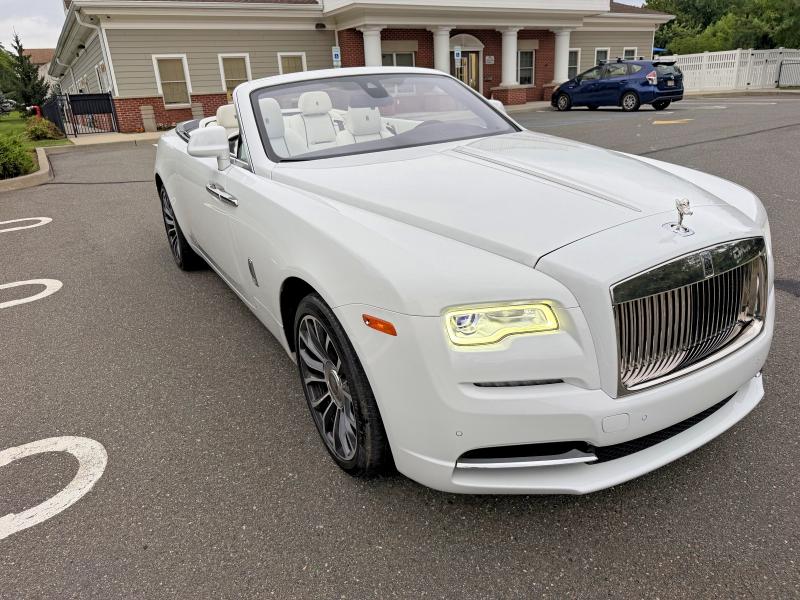 2020 Rolls-Royce Dawn VIN SCAXZ8C08LU202295 COPART salvage auction — WATER/FLOOD, Ca - Salvage Certificate (P), sold $157,000 on 2026-09-08 (photo 8)