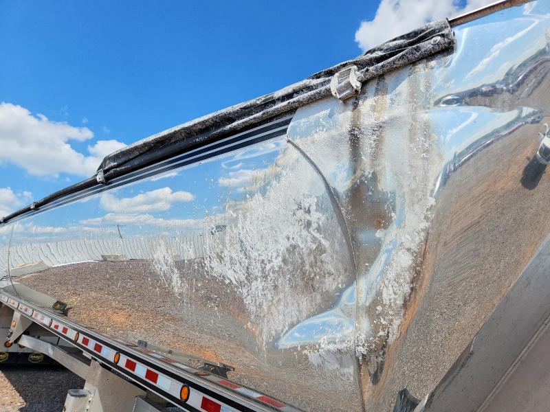 2026 Mac Trailers VIN 5MADB4024TW087245 COPART salvage auction — ROLLOVER, MO - SALVAGE CERTIFICATE OF TITLE, sold $11,500 on 2026-08-27 (photo 7)
