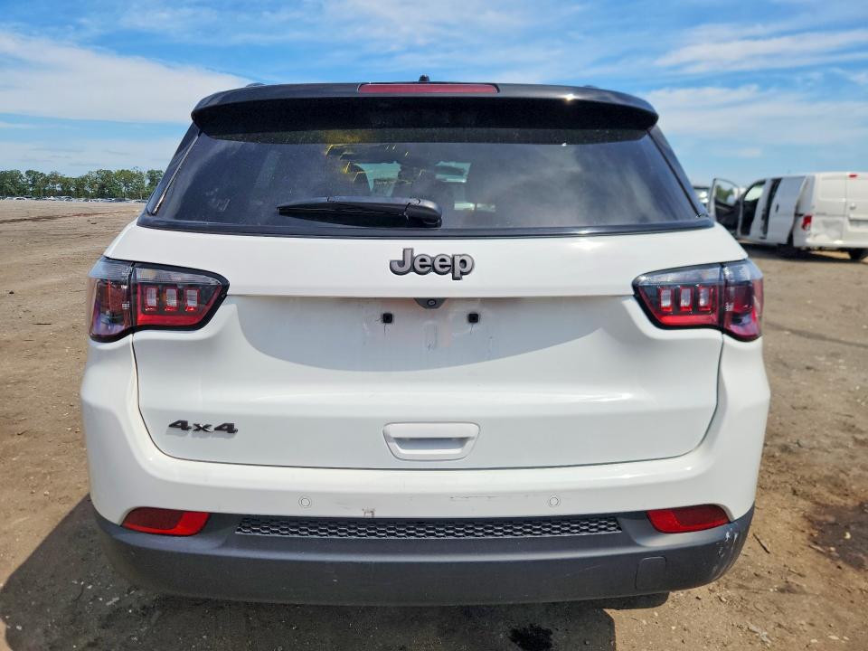 2026 Jeep Compass VIN 3C4NJDCN5TT177443 COPART salvage auction — FRONT END, FL - CERTIFICATE OF TITLE (P), sold $11,700 on 2026-08-26 (photo 6)