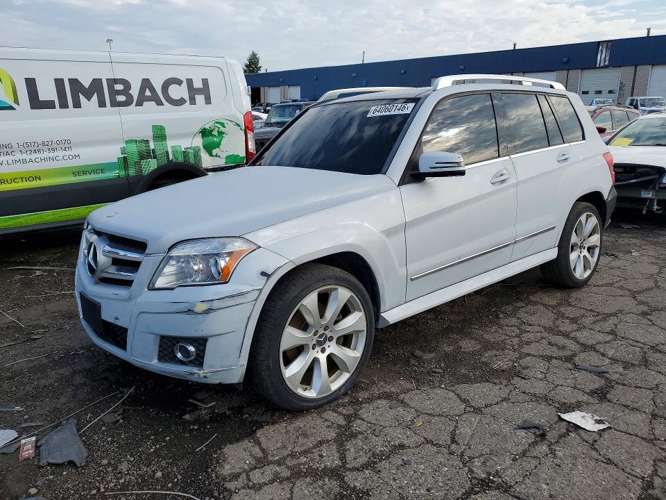 2010 Mercedes-benz Glk-class VIN WDCGG8HB0AF280364 COPART salvage auction — MINOR DENT/SCRATCHES, MI - DEALER ONLY CLEAN TITLE, sold $400 on 2026-08-14 (photo 1)
