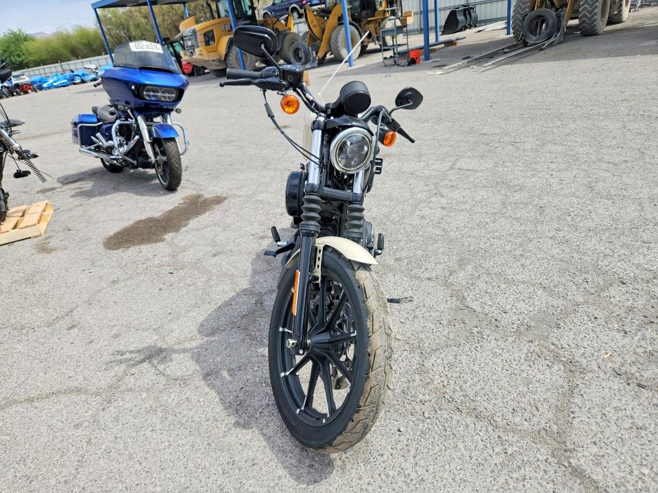 2022 Harley-davidson Iron VIN 1HD4LE218NB414147 COPART salvage auction — REAR END, Nv - Salvage Title, sold $2,550 on 2026-09-22 (photo 2)
