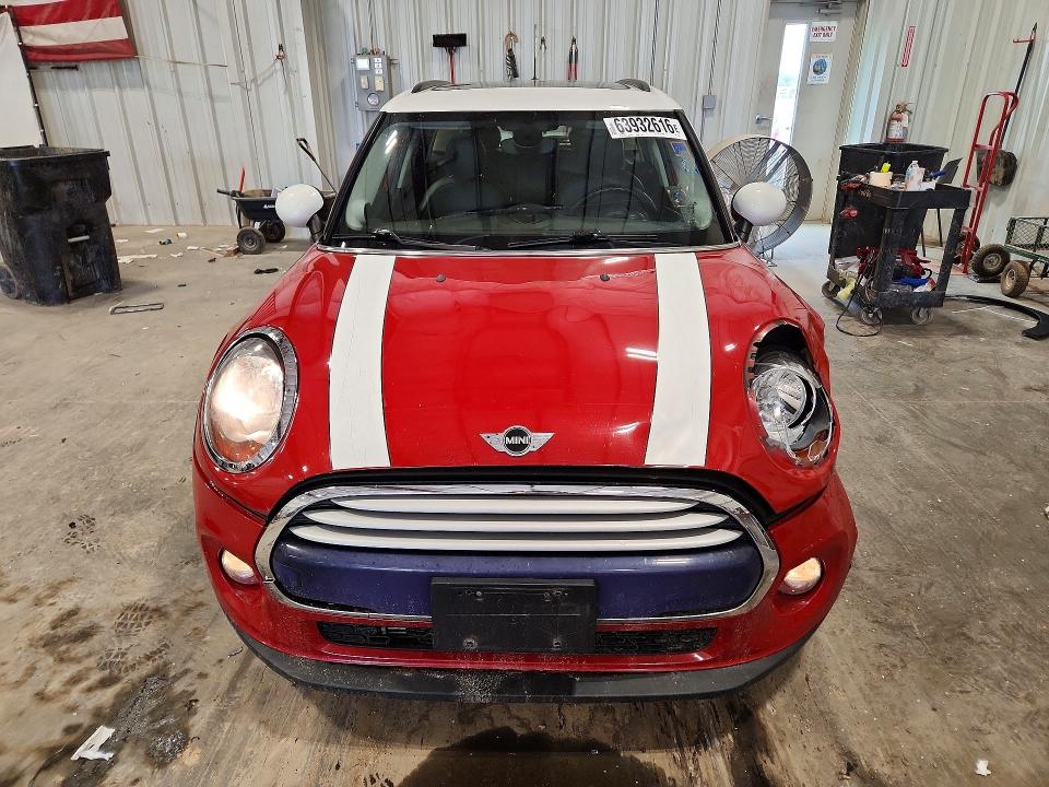 2015 Mini Cooper VIN WMWXS5C58FT837483 COPART salvage auction — FRONT END, Wi - Junked Vehicle Bill Of Sale, sold $300 on 2026-08-12 (photo 5)