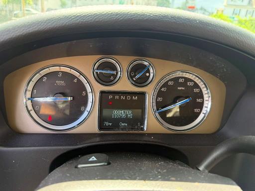 2014 Cadillac Escalade VIN 1GYS4DEF4ER228078 COPART salvage auction — MINOR DENT/SCRATCHES, In - Certificate Of Title (P), sold $6,700 on 2026-09-08 (photo 9)