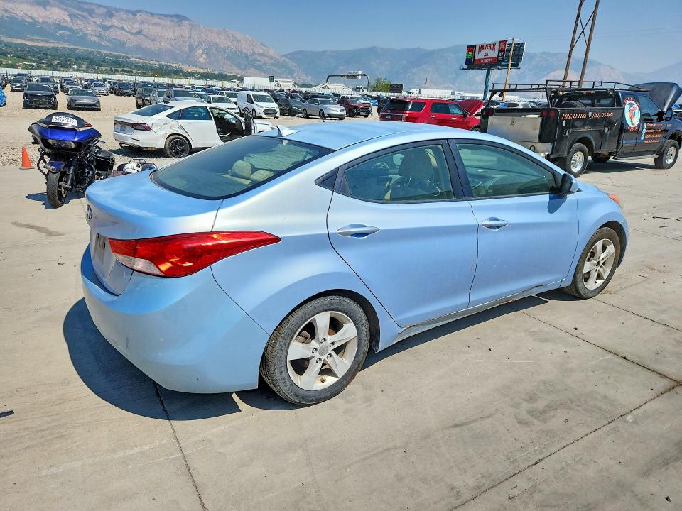 2012 Hyundai Elantra VIN KMHDH4AE2CU304502 COPART salvage auction — MECHANICAL, Salvage Title, sold $350 on 2026-09-12 (photo 3)