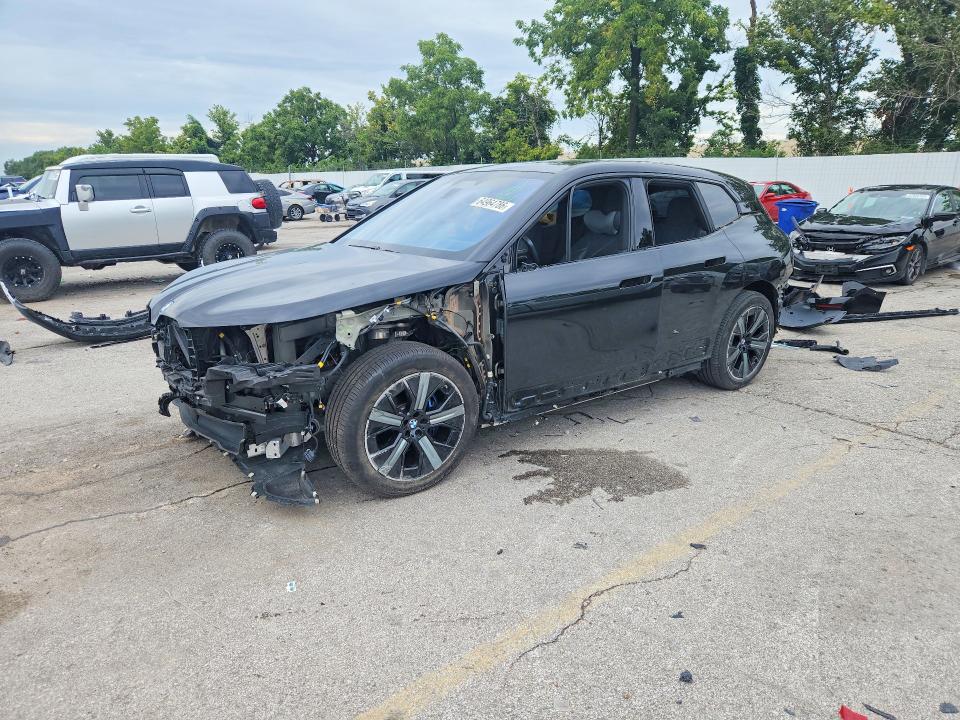 2023 BMW iX VIN WB523CF06PCM65749 COPART salvage auction — Front End, Sc - Salvage Title, sold $21,600 on 2026-09-25 (photo 1)