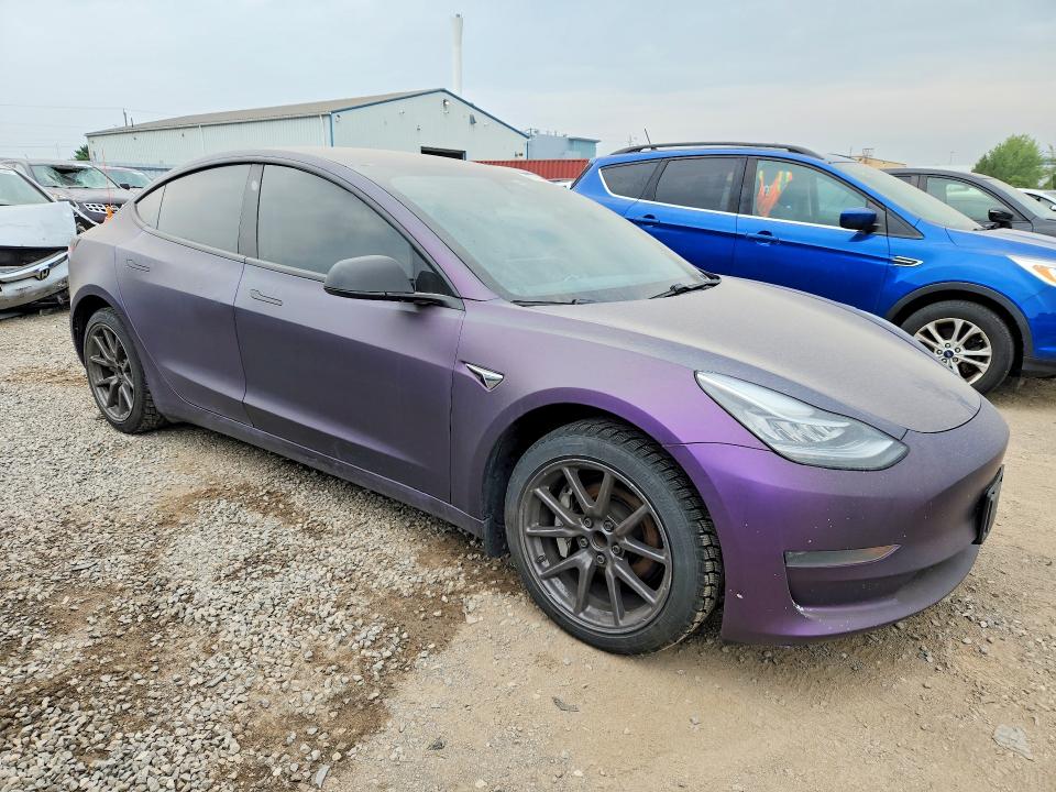 2020 Tesla Model 3 VIN 5YJ3E1EA3LF603729 COPART salvage auction — SIDE, ON - PERMIT NO BRAND - UNFIT, sold $7,700 on 2026-08-25 (photo 4)