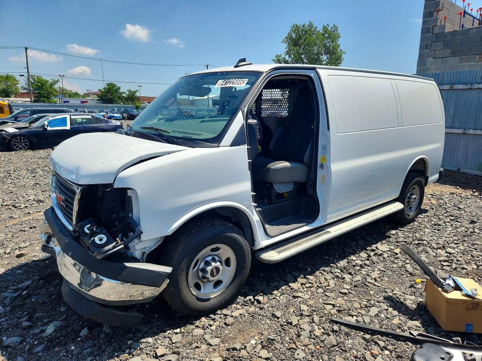 2025 Gmc Savana VIN 1GTW7AFP2S1224304 COPART salvage auction — FRONT END, Az - Certificate Of Title (P), sold $7,600 on 2026-08-13 (photo 1)