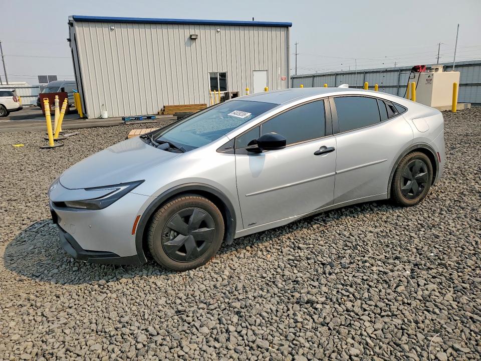 2025 Toyota Prius VIN JTDADABUXS3026752 — COPART salvage auction photo