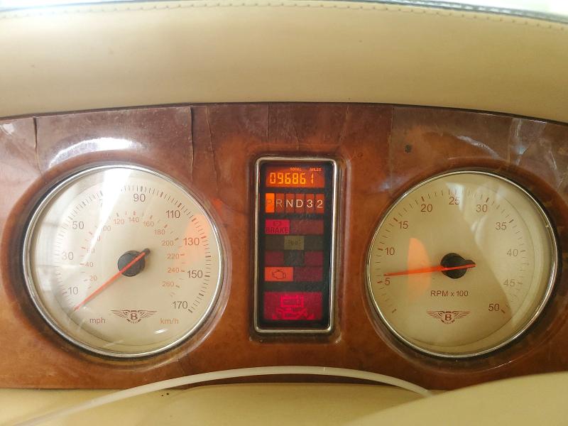 2000 Bentley Arnage VIN SCBLC31E2YCX05170 COPART salvage auction — MINOR DENT/SCRATCHES, AL - DEALER ONLY CLEAN TITLE (P), sold $4,750 on 2026-09-08 (photo 9)