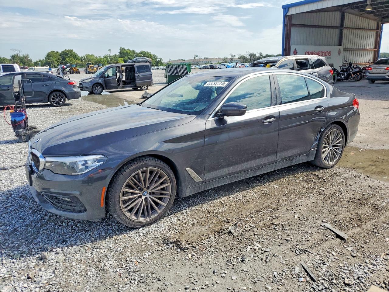 2018 BMW 5er VIN WBAJA5C57JWA36997 — COPART salvage auction photo