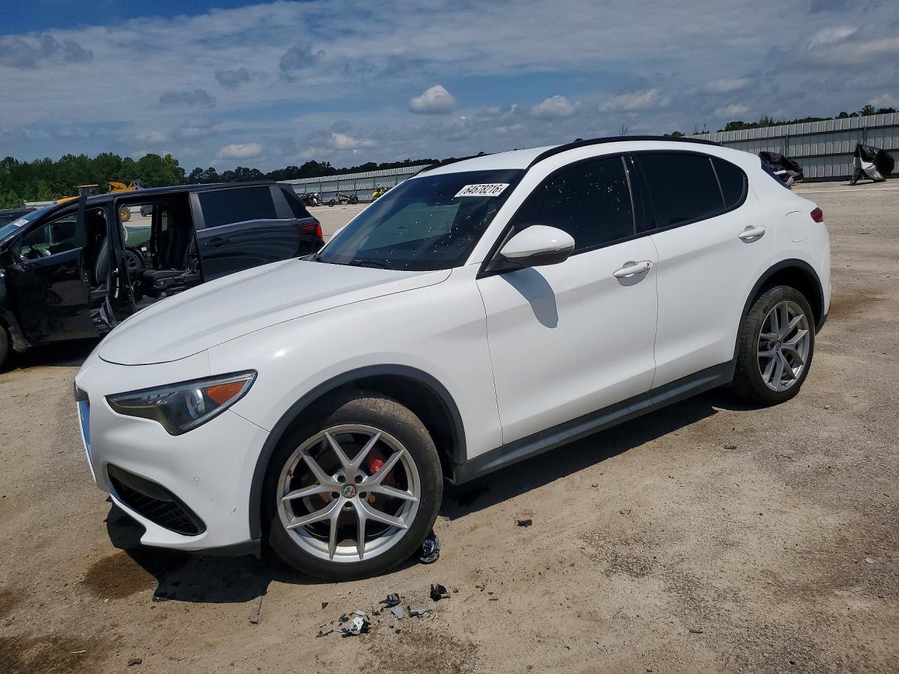 2018 Alfa romeo Stelvio VIN ZASFAKNN6J7C10688 COPART salvage auction — Minor Dent/Scratches, NC - CERTIFICATE OF TITLE (P), sold $2,600 on 2026-08-26 (photo 1)