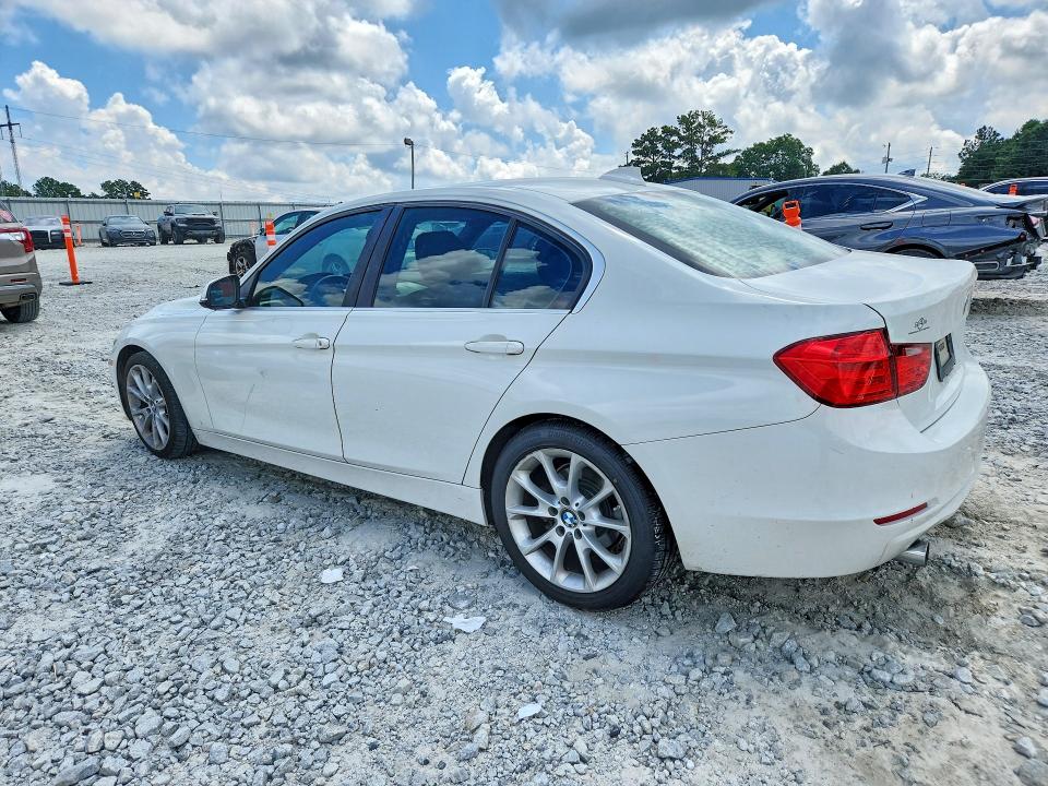 2015 BMW VIN WBA3B1C57FK137905 COPART salvage auction — MINOR DENT/SCRATCHES, Ga - Certificate Of Title, sold $700 on 2026-08-10 (photo 2)