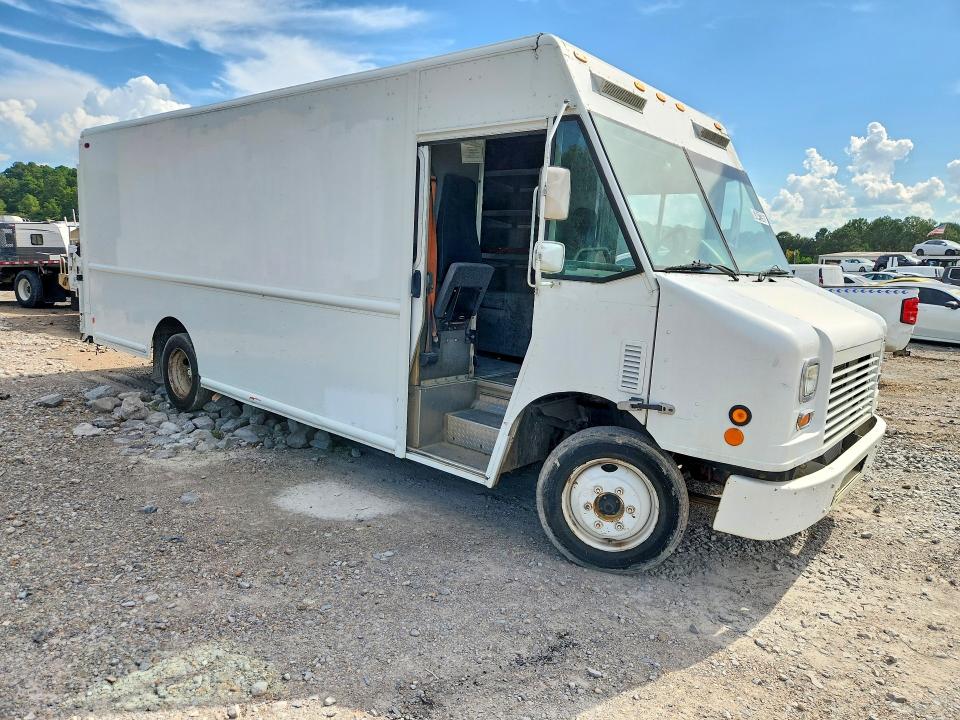 2009 Freightliner Chassis VIN 4UZAANDU49CAM6002 COPART salvage auction — SIDE, MS - CERTIFICATE OF TITLE, sold $175 on 2026-08-27 (photo 4)