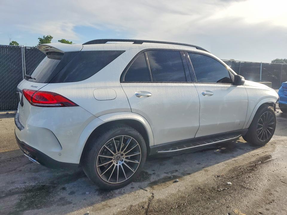 2022 Mercedes-benz Gle VIN 4JGFB4KB8NA670371 COPART salvage auction — FRONT END, Fl - Cert Of Title Slvg Rebuildable, sold $25,750 on 2026-08-18 (photo 3)