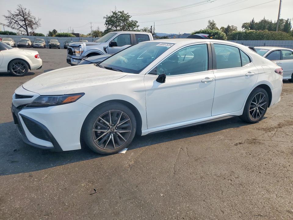 2024 Toyota Camry VIN 4T1T11AK1RU844100 — COPART salvage auction photo