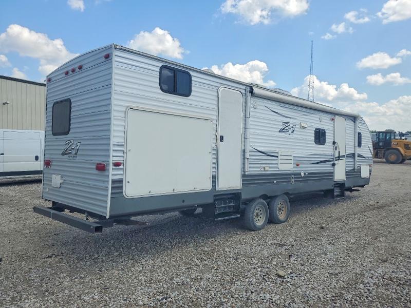 2017 Cross roads Recreational vehicle (rv) VIN 4V0TC322XHJ010745 COPART salvage auction — HAIL, IA - CERTIFICATE OF TITLE, sold $2,850 on 2026-09-22 (photo 4)