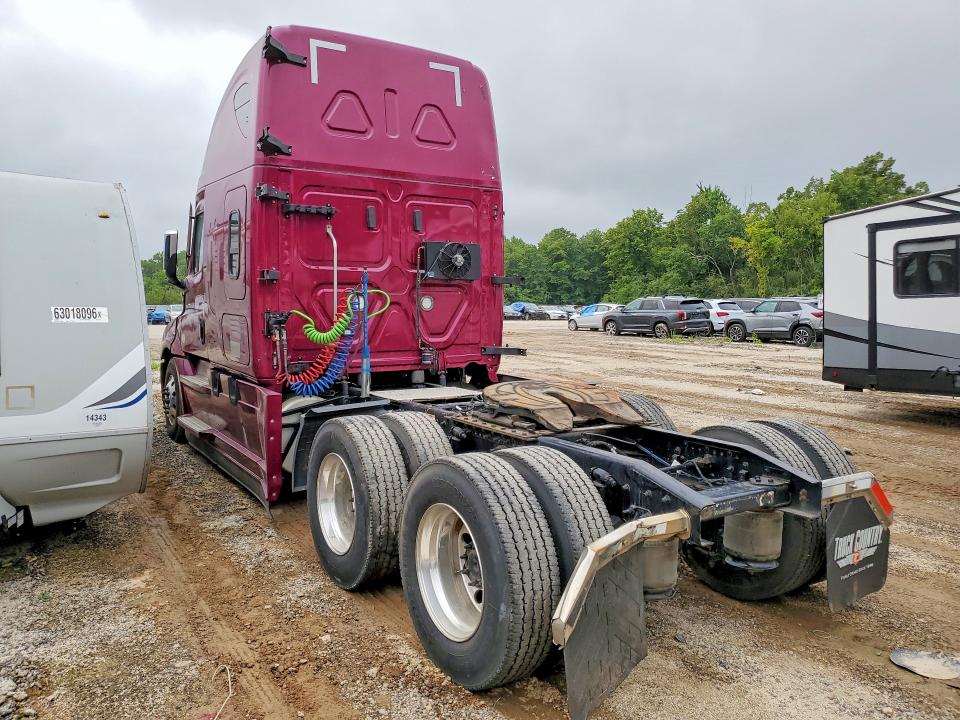 2024 Freightliner Cascadia 126 VIN 3AKJHHDR0RSVG1615 COPART salvage auction — SIDE, WI - CERT OF TITLE-SALVAGE VEHICLE, sold $35,500 on 2026-09-17 (photo 2)