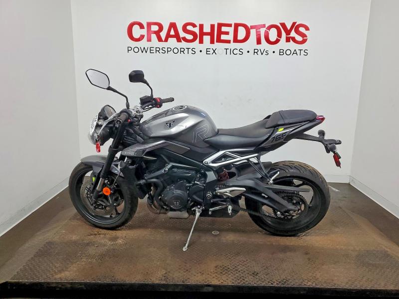 2024 Triumph motorcycle Street VIN SMTA604S6RTBL7376 COPART salvage auction — VANDALISM, CO - PUBLIC - SALVAGE TITLE, sold $3,100 on 2026-09-17 (photo 3)