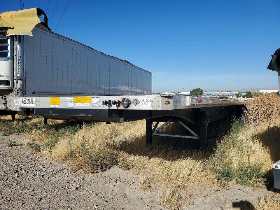 2026 Utility trailer VIN 1UYFS2538T5567133 — COPART salvage auction photo