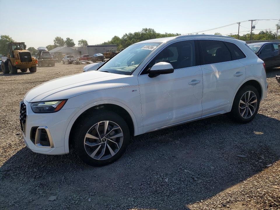 2022 Audi Q5 VIN WA1GAAFY3N2065946 — COPART salvage auction photo