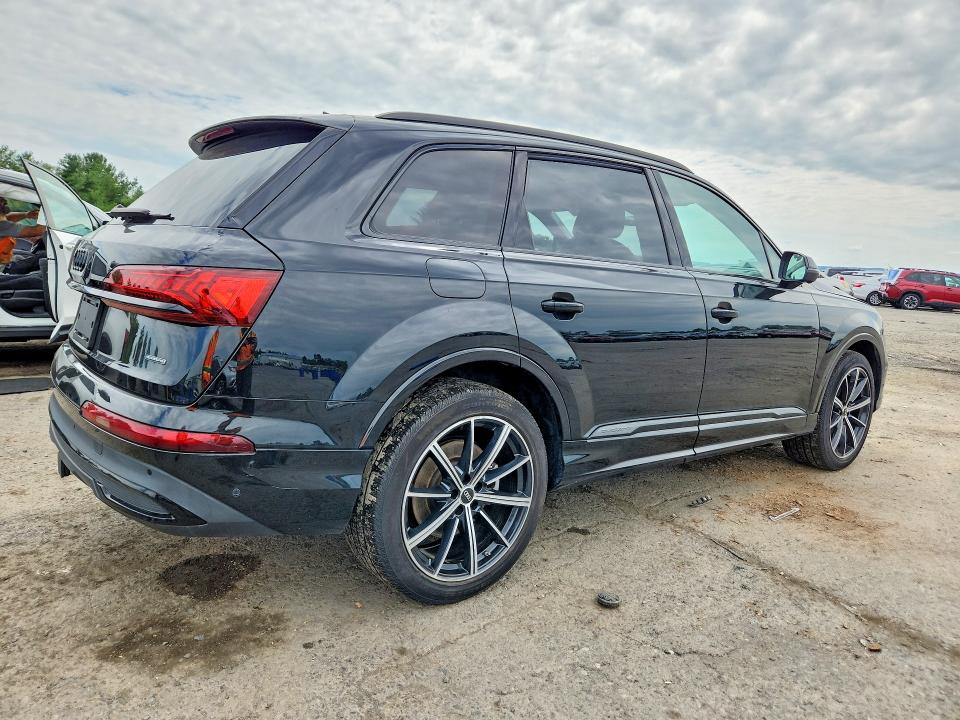 2023 Audi Q7 VIN WA1LXBF71PD006850 COPART salvage auction — NORMAL WEAR, In - Certificate Of Title, sold $19,100 on 2026-08-25 (photo 3)