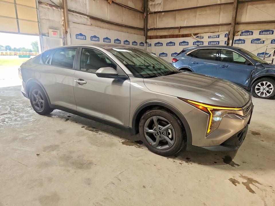 2026 Kia K4 VIN 3KPFT4DE8TE286769 COPART salvage auction — REAR END, Il - Certificate Of Title, sold $11,200 on 2026-08-19 (photo 4)