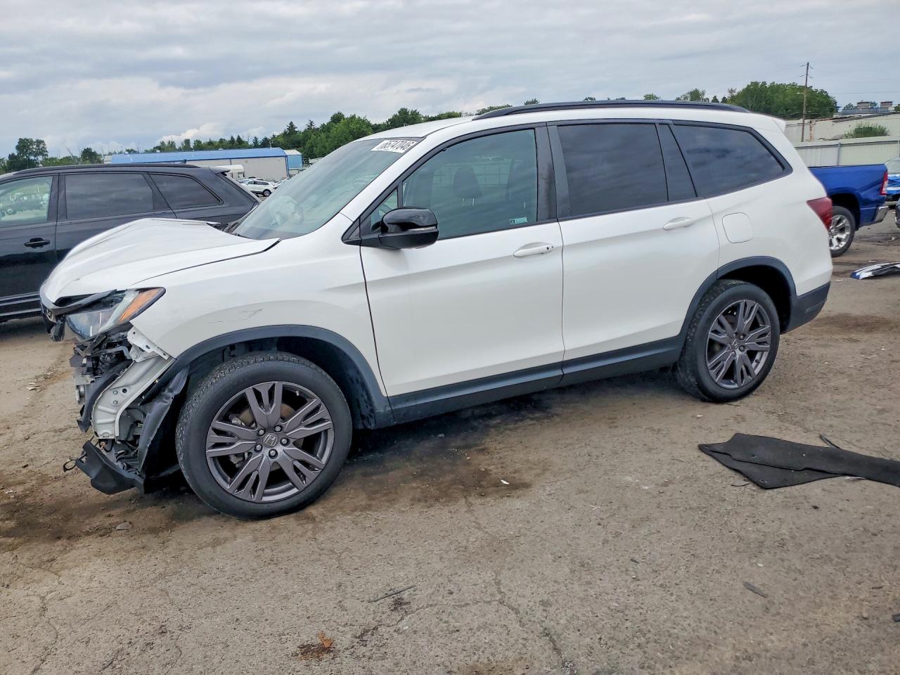 2022 Honda Pilot VIN 5FNYF6H38NB087271 — COPART salvage auction photo