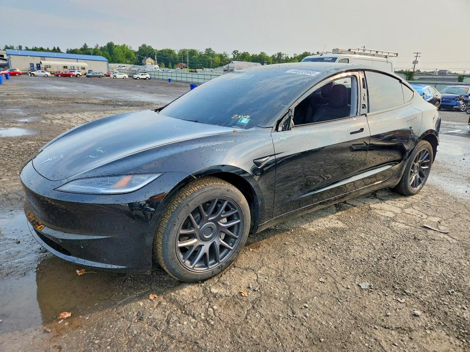 2025 Tesla Model 3 VIN 5YJ3E1EB5SF933251 — COPART salvage auction photo