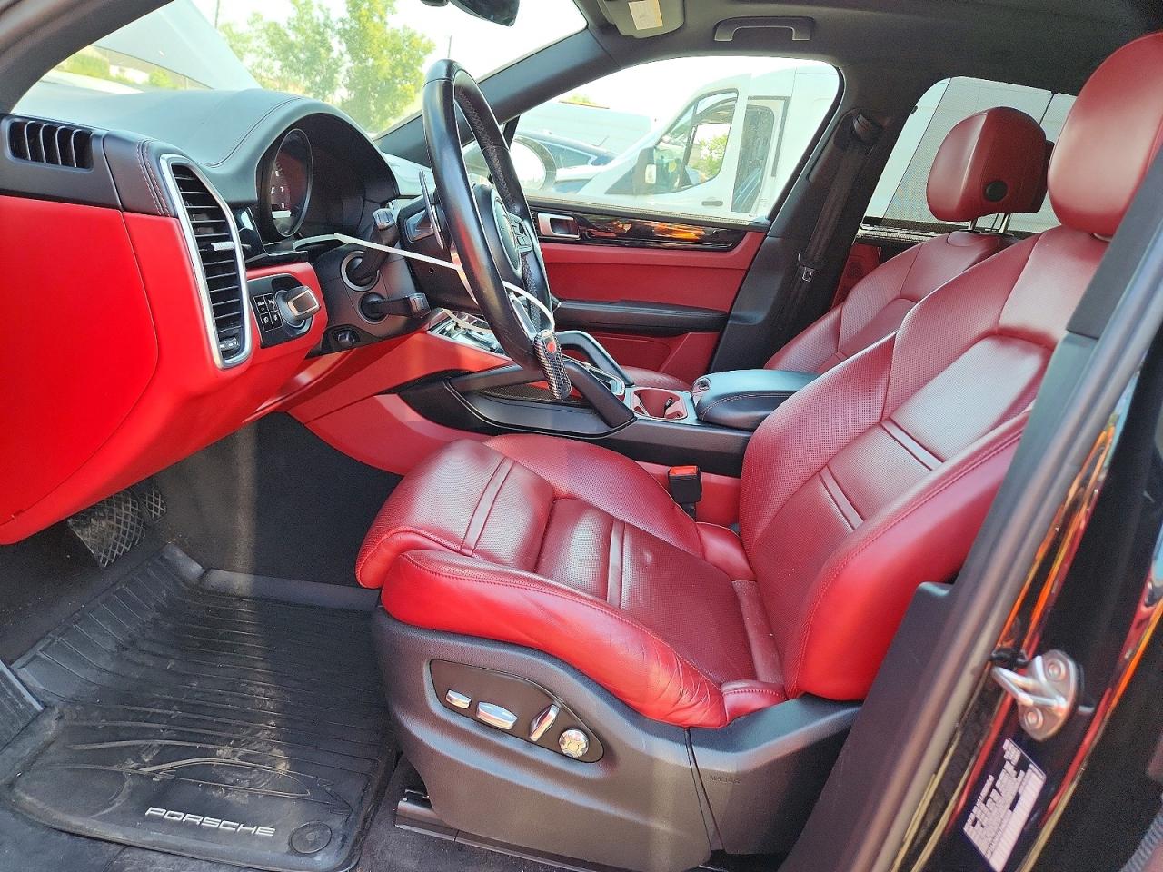 2020 Porsche Cayenne VIN WP1AA2AY6LDA05233 COPART salvage auction — Water/Flood, Sc - Salvage Title, sold $13,100 on 2026-10-13 (photo 7)