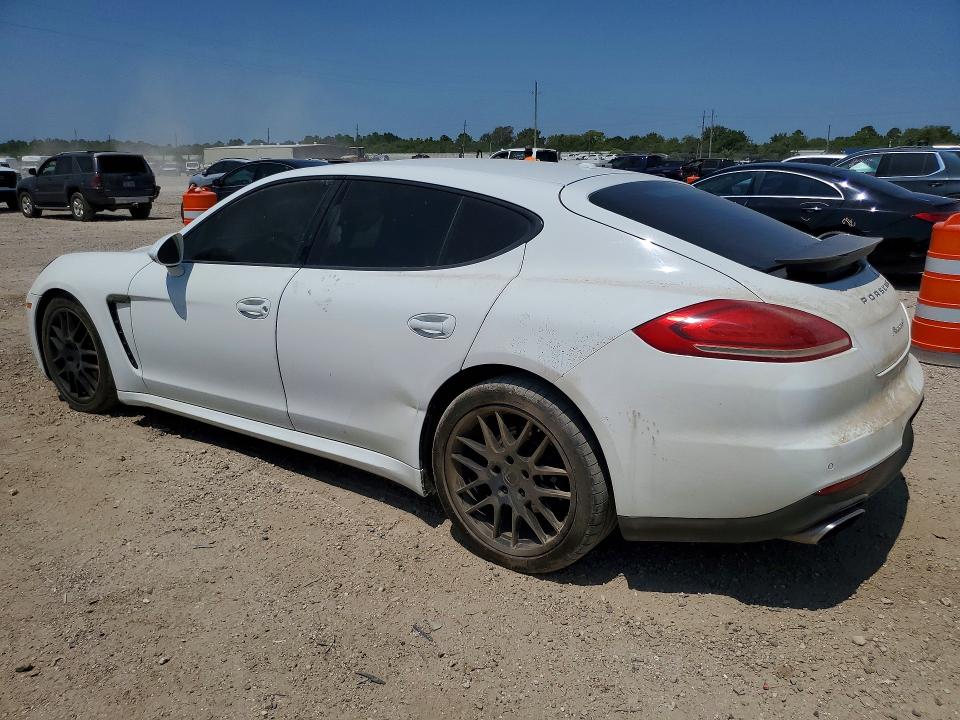 2015 Porsche Panamera VIN WP0AA2A77FL000528 COPART salvage auction — MINOR DENT/SCRATCHES, Wv - Certificate Of Title (P), sold $8,200 on 2026-10-08 (photo 2)