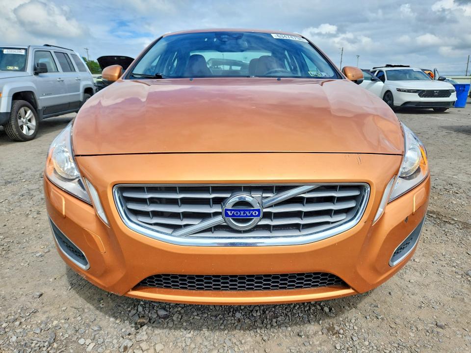 2011 Volvo S60 VIN YV1902FH0B2007855 COPART salvage auction — FRONT END, PA - CERTIFICATE OF SALVAGE, sold $775 on 2026-08-11 (photo 5)