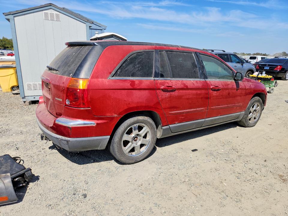 2004 Chrysler Pacifica VIN 2C8GF68464R364571 COPART salvage auction — MINOR DENT/SCRATCHES, CA - DIS/DLR/EXP ONLY CLEAN TITLE, sold $10 on 2026-09-01 (photo 3)
