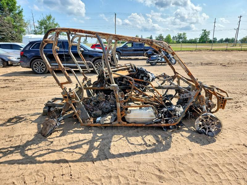 2020 Can-am Commander VIN 3JBKCAX29LJ000081 COPART salvage auction — BURN, MI - DEALER ONLY CLEAN TITLE, sold $5 on 2026-08-31 (photo 9)
