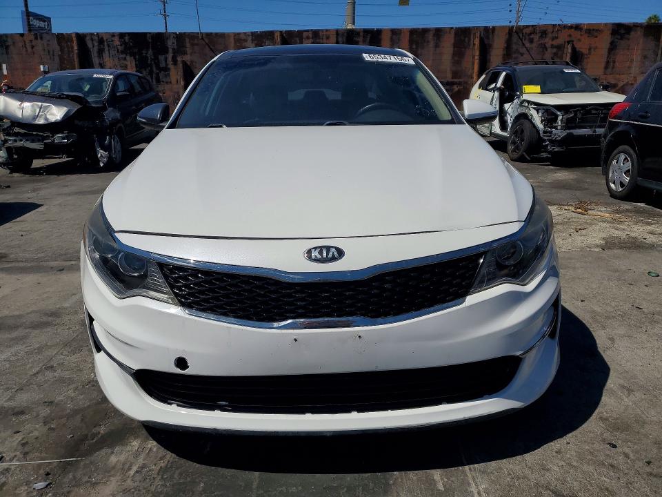2016 Kia Optima VIN 5XXGU4L35GG046934 COPART salvage auction — FRONT END, CA - DIS/DLR/EXP ONLY LIEN PAPERS, sold $2,100 on 2026-09-30 (photo 5)