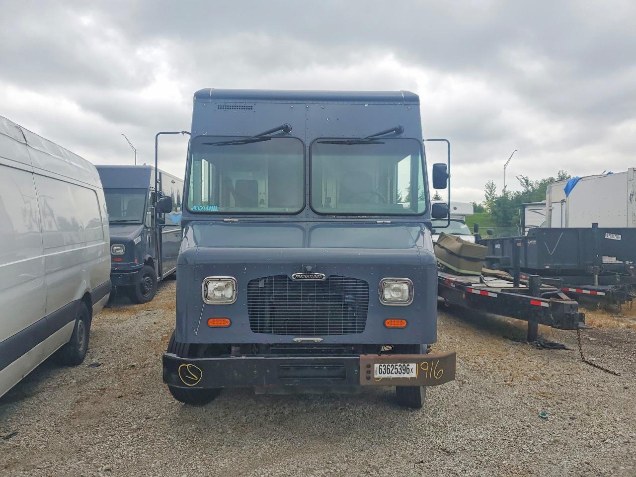 2021 Freightliner Mt45g VIN 4UZAC2GA0MCMM9359 COPART salvage auction — Normal Wear, IN - CERTIFICATE OF TITLE, sold $20,900 on 2026-09-09 (photo 5)