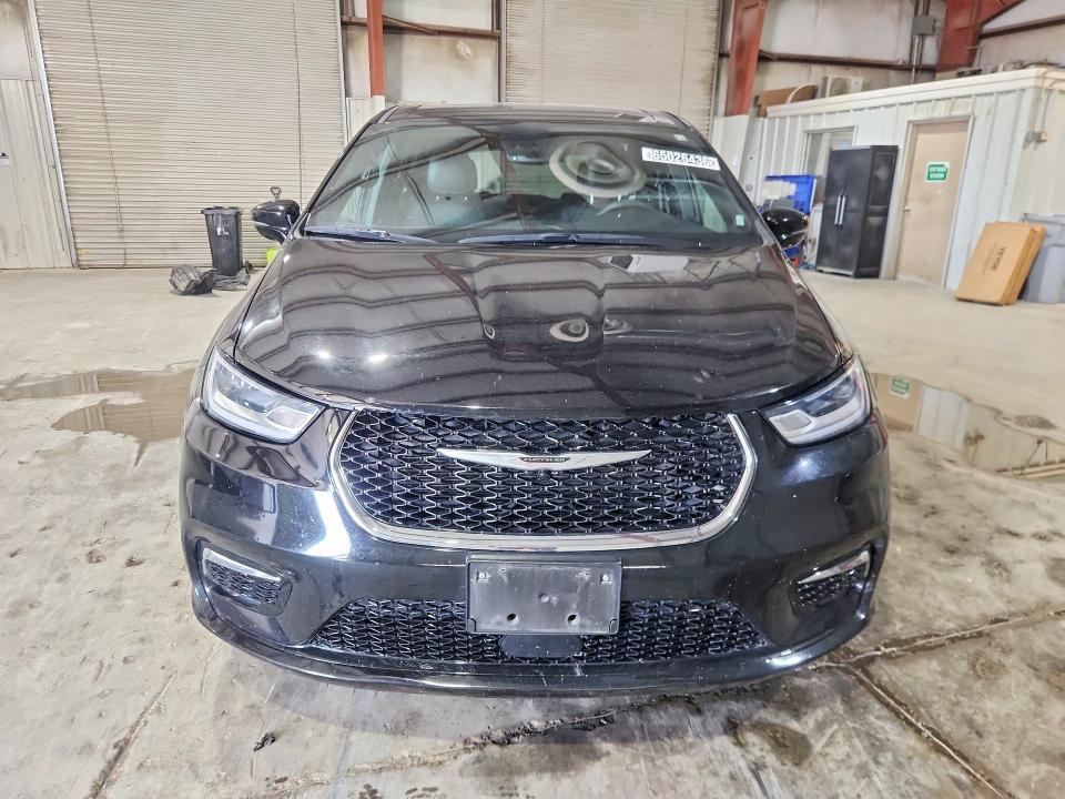 2025 Chrysler Pacifica VIN 2C4RC1BGXSR551902 COPART salvage auction — REAR END, Tx - Certificate Of Title, sold $10,100 on 2026-08-19 (photo 5)