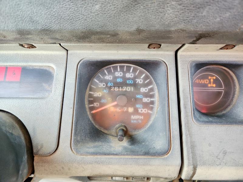 1993 Jeep Wrangler / VIN 1J4FY19P3PP219989 COPART salvage auction — FRONT END, CA - DIS/DLR/EXP ONLY CLEAN TITLE, sold $1,600 on 2026-08-21 (photo 9)