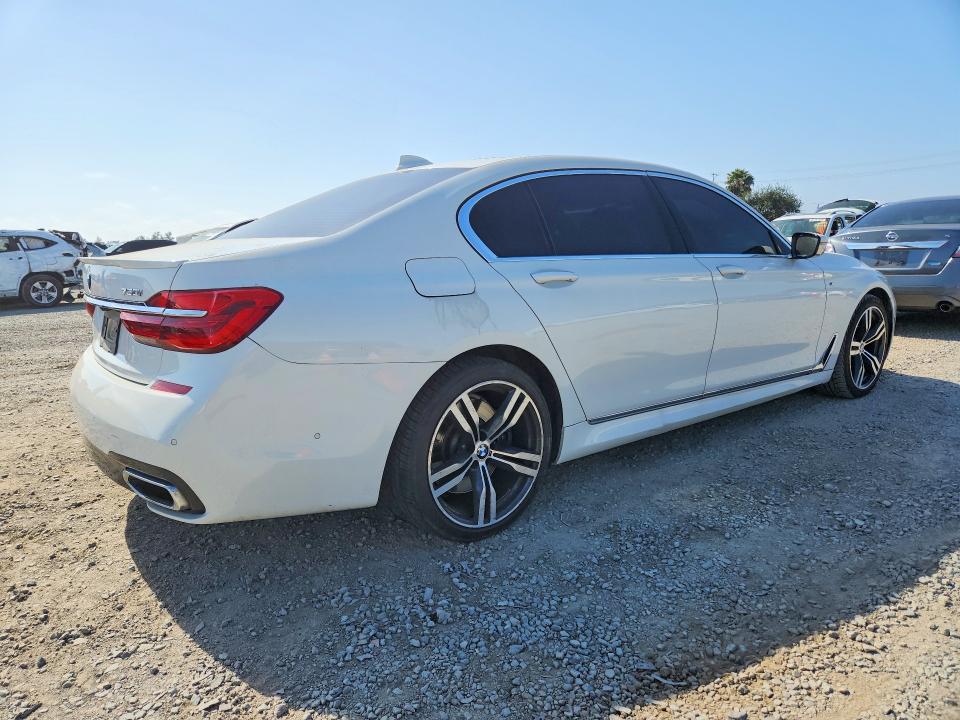 2017 BMW 7 series VIN WBA7F0C50HGM20944 COPART salvage auction — MINOR DENT/SCRATCHES, CA - DIS/DLR/EXP ONLY CLEAN TITLE (P), sold $4,550 on 2026-08-28 (photo 3)